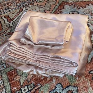 Satin Light Pink Karl Lagerfeld Queen Sheet Set